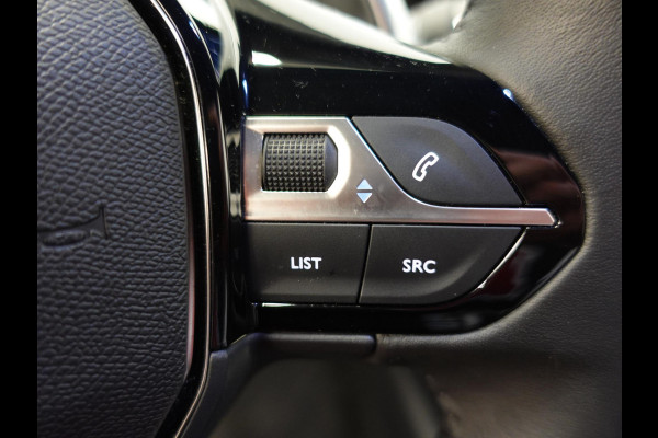 Peugeot 2008 1.2 PureTech 130pk Automaat Allure | Navigatie | Apple Carplay/Android | Auto 360 camera | Parkeersensoren | Blind Spot Assist | Adaptive Cruise Control | Stoelverwarming | Getinte ramen | Climate Control
