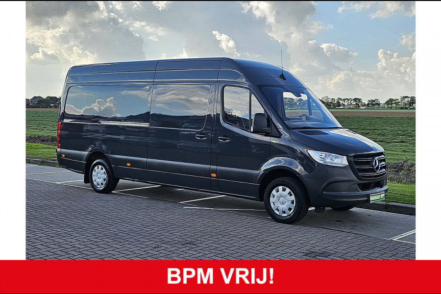 Mercedes-Benz Sprinter 315 L3H2 RWD Mbux Euro6 Airco Camera Trekhaak 150Pk!
