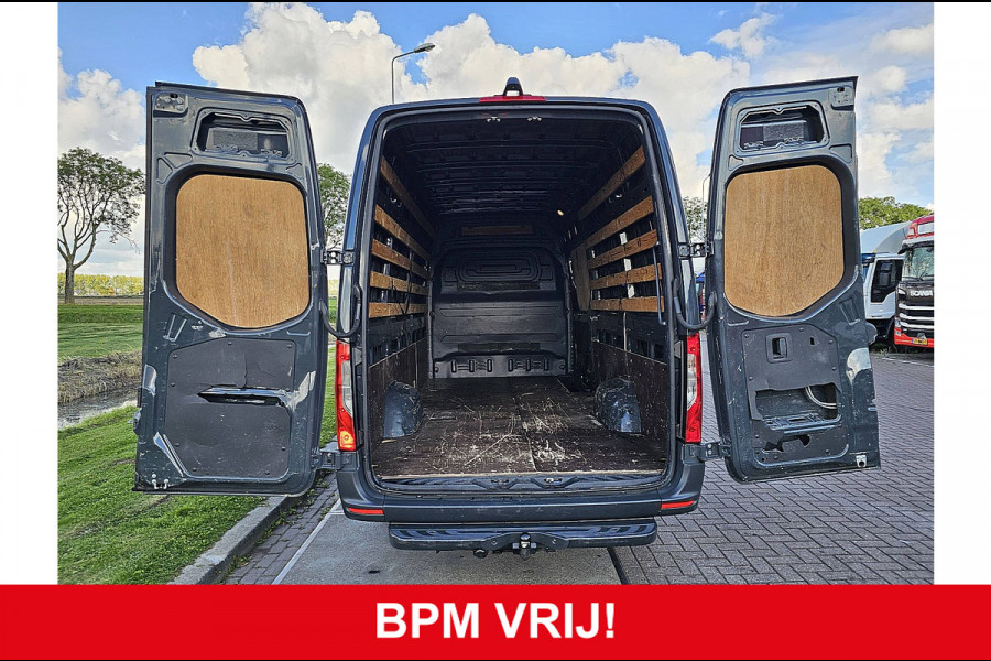 Mercedes-Benz Sprinter 315 L3H2 RWD Mbux Euro6 Airco Camera Trekhaak 150Pk!