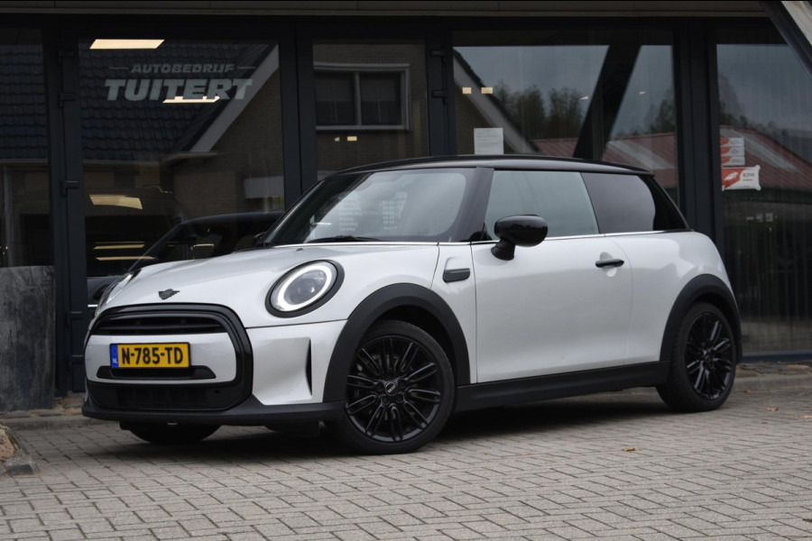 MINI Mini 1.5 Cooper APPLE CARPLAY | STUUR / STOELVERWARMING | DEALER ONDERHOUDEN | SFEERVERLICHTING | NAVIGATIE