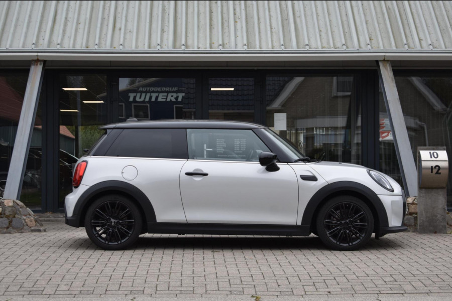 MINI Mini 1.5 Cooper APPLE CARPLAY | STUUR / STOELVERWARMING | DEALER ONDERHOUDEN | SFEERVERLICHTING | NAVIGATIE