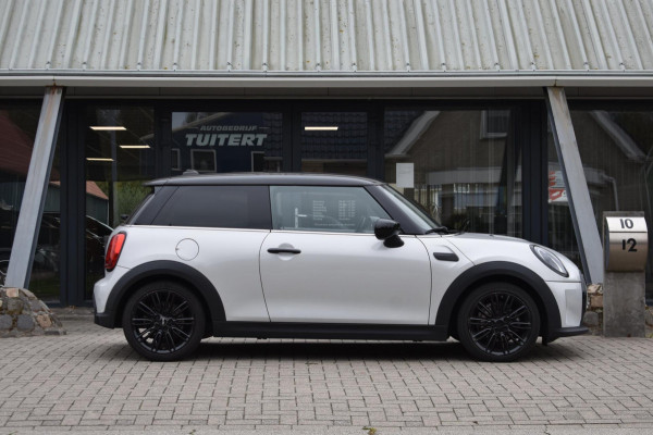 MINI Mini 1.5 Cooper APPLE CARPLAY | STUUR / STOELVERWARMING | DEALER ONDERHOUDEN | SFEERVERLICHTING | NAVIGATIE