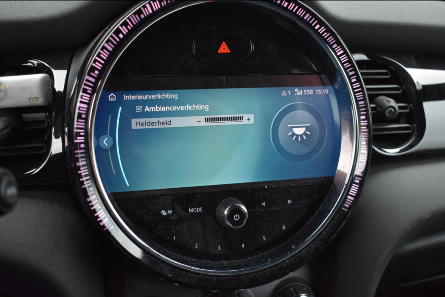 MINI Mini 1.5 Cooper APPLE CARPLAY | STUUR / STOELVERWARMING | DEALER ONDERHOUDEN | SFEERVERLICHTING | NAVIGATIE