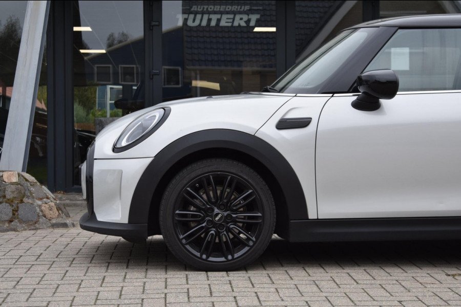 MINI Mini 1.5 Cooper APPLE CARPLAY | STUUR / STOELVERWARMING | DEALER ONDERHOUDEN | SFEERVERLICHTING | NAVIGATIE