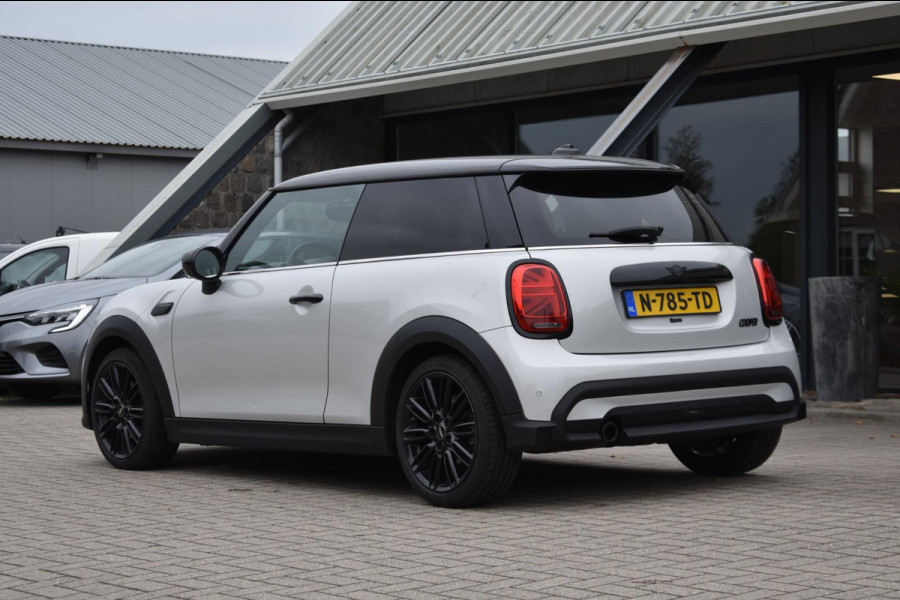 MINI Mini 1.5 Cooper APPLE CARPLAY | STUUR / STOELVERWARMING | DEALER ONDERHOUDEN | SFEERVERLICHTING | NAVIGATIE