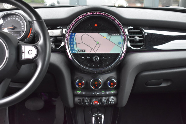 MINI Mini 1.5 Cooper APPLE CARPLAY | STUUR / STOELVERWARMING | DEALER ONDERHOUDEN | SFEERVERLICHTING | NAVIGATIE