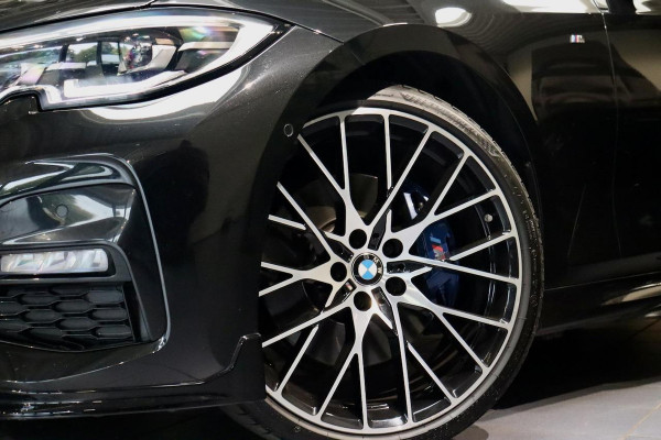 BMW 3-serie 330i High Executive Ed. M Sport|NL|OpenDk|ACC|HuD