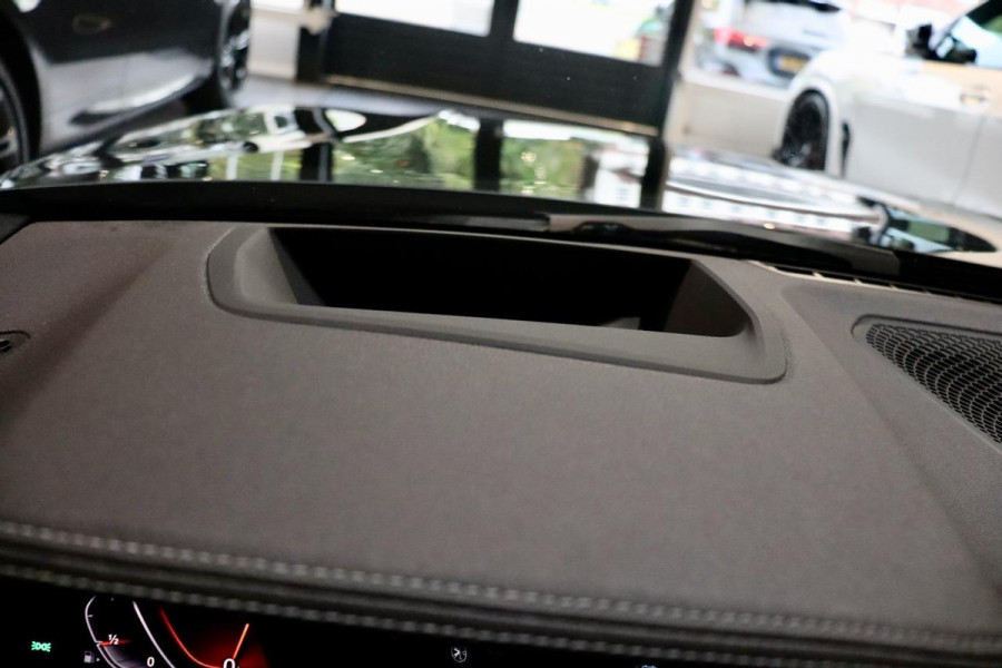 BMW 3-serie 330i High Executive Ed. M Sport|NL|OpenDk|ACC|HuD