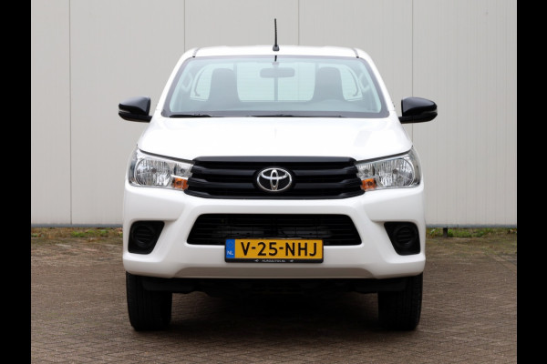 Toyota Hilux 2.4 D-4D 4WD Cool Comfort | Airco | Cruise | Trekhaak