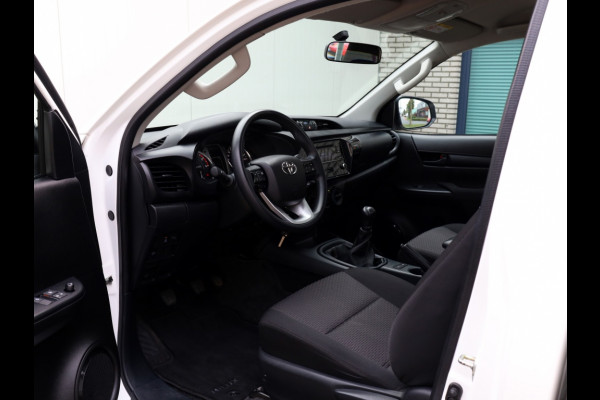 Toyota Hilux 2.4 D-4D 4WD Cool Comfort | Airco | Cruise | Trekhaak