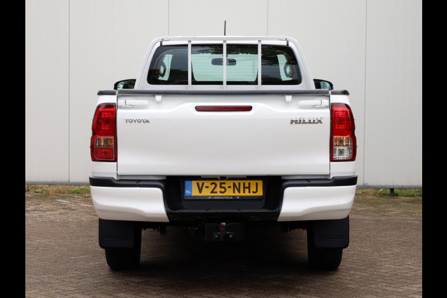 Toyota Hilux 2.4 D-4D 4WD Cool Comfort | Airco | Cruise | Trekhaak