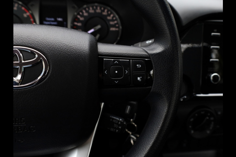 Toyota Hilux 2.4 D-4D 4WD Cool Comfort | Airco | Cruise | Trekhaak