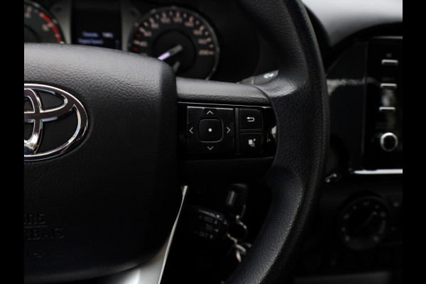 Toyota Hilux 2.4 D-4D 4WD Cool Comfort | Airco | Cruise | Trekhaak