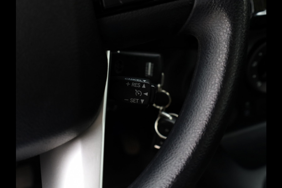 Toyota Hilux 2.4 D-4D 4WD Cool Comfort | Airco | Cruise | Trekhaak