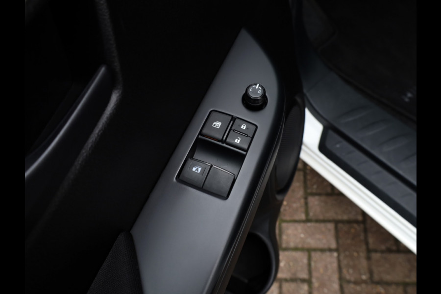 Toyota Hilux 2.4 D-4D 4WD Cool Comfort | Airco | Cruise | Trekhaak