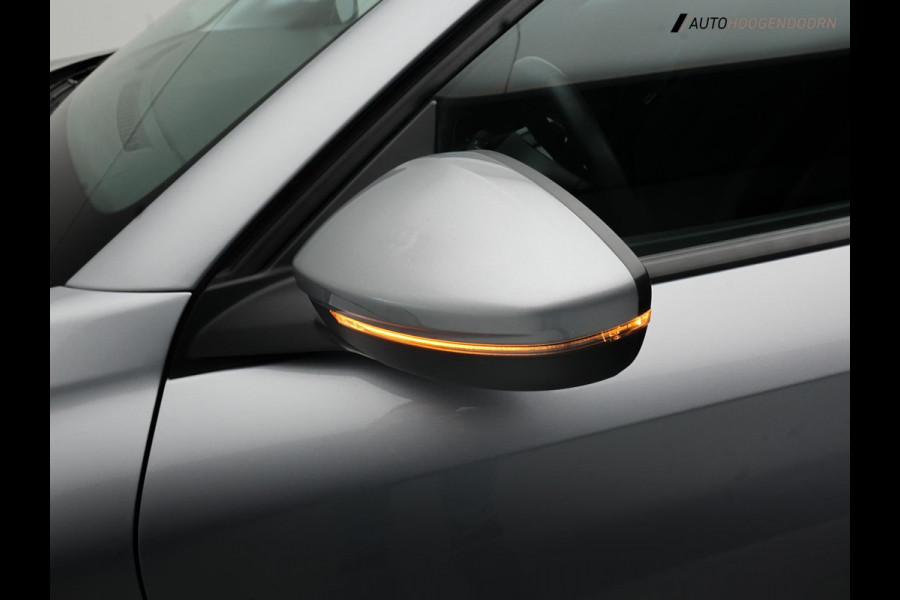 Peugeot 208 1.2 PureTech Sport Active-pack (APPLE CARPLAY,LED,NAVIGATIE,CRUISE,PARKEERSENSOREN,SPORTSTOELEN,LM-VELGEN,TOPCONDITIE)