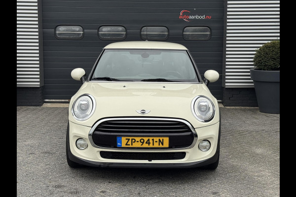 MINI Mini 1.5 Cooper Salt Business | Navigatie | Parkeersensoren | Lichtmetalen Velgen | Cruise Control |