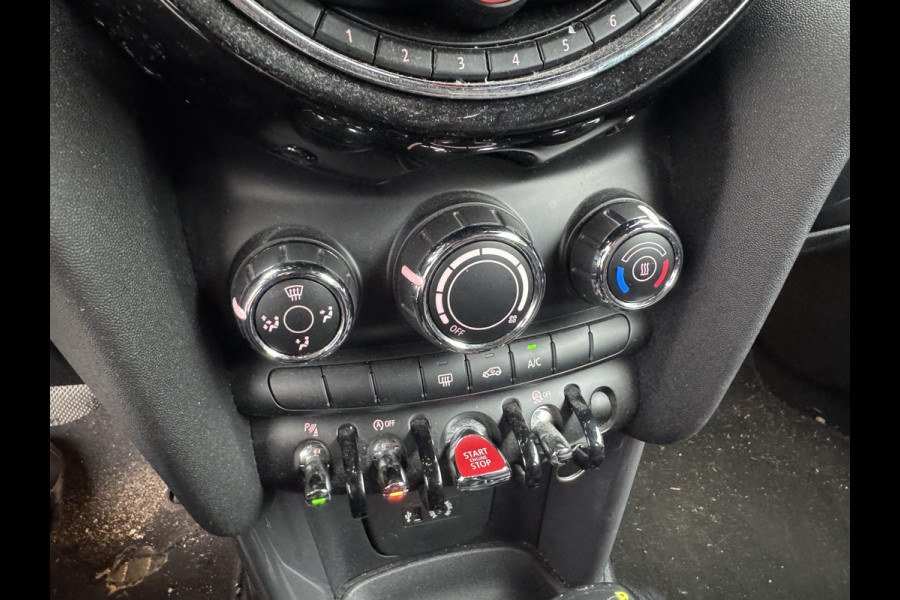 MINI Mini 1.5 Cooper Salt Business | Navigatie | Parkeersensoren | Lichtmetalen Velgen | Cruise Control |