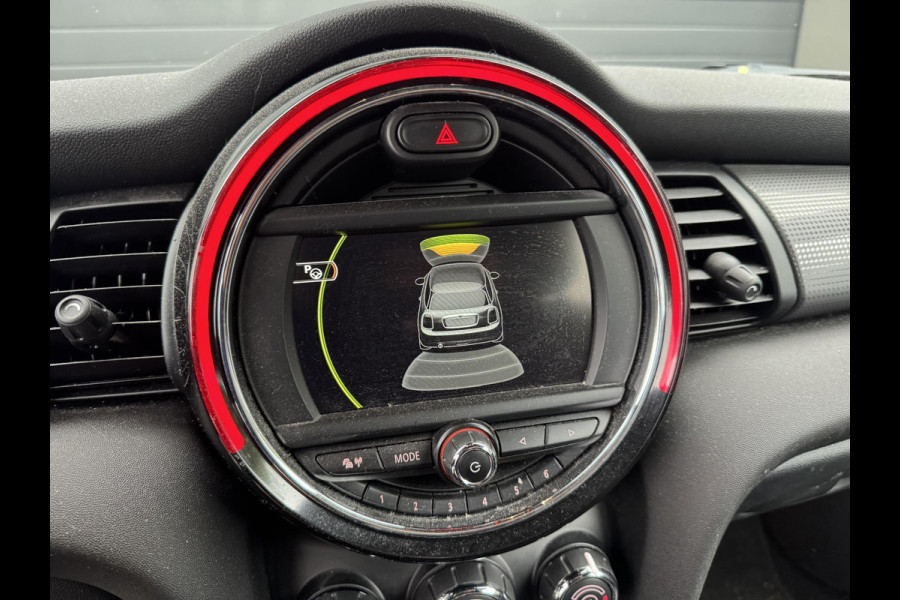 MINI Mini 1.5 Cooper Salt Business | Navigatie | Parkeersensoren | Lichtmetalen Velgen | Cruise Control |