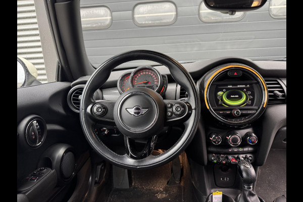 MINI Mini 1.5 Cooper Salt Business | Navigatie | Parkeersensoren | Lichtmetalen Velgen | Cruise Control |
