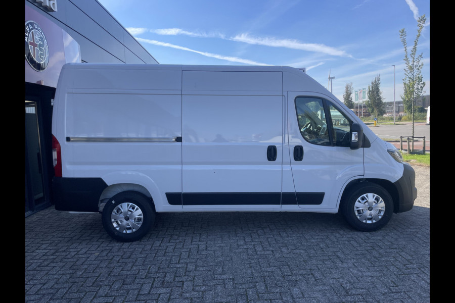 Fiat Ducato 2.2 MultiJet 140 S&S L2H2 3.5t Automaat | Trekhaak | 10 inch/apple carplay | Voorruitverwarming | Webasto standkachel |