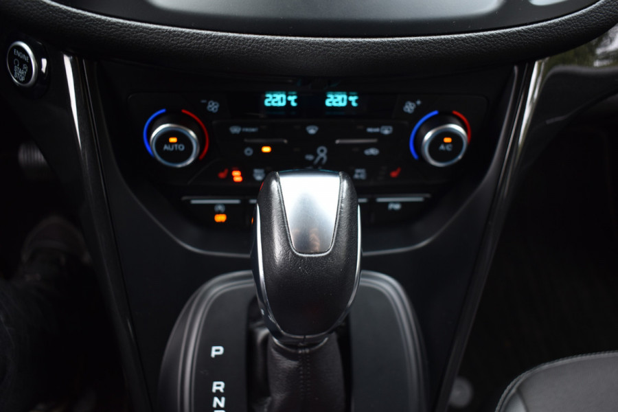 Ford Kuga 1.5 AUT 180PK ECOBOOST TITANIUM CAMERA/NAVI/TREKHAAK