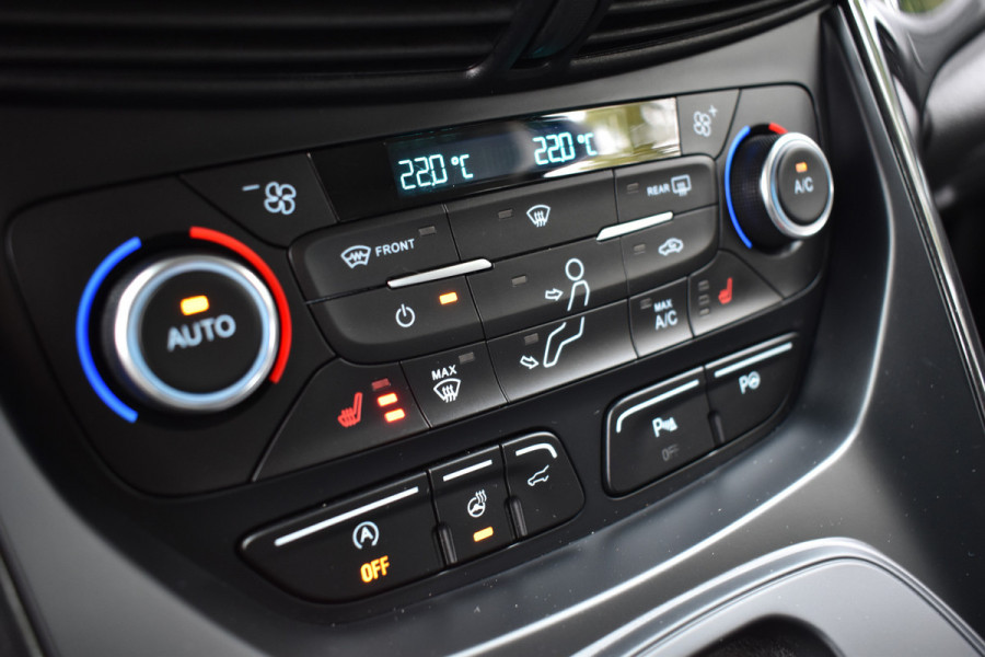 Ford Kuga 1.5 AUT 180PK ECOBOOST TITANIUM CAMERA/NAVI/TREKHAAK