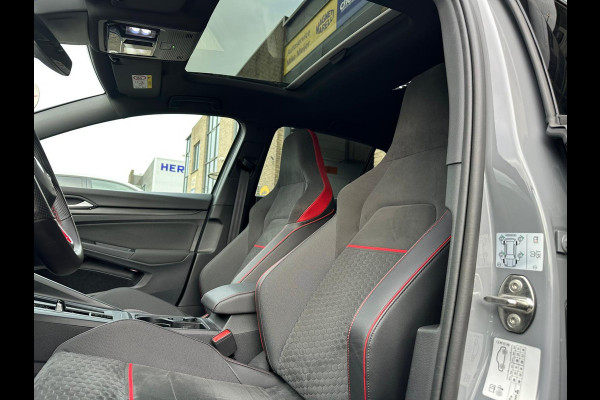 Volkswagen Golf 2.0 TSI GTI Nurnburgring! Head up! Harman Kardon! Panoramadak! Vol opties!