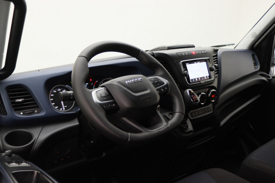 Iveco Daily 35S18V 3.0 Automaat L2H2 Luchtvering, ACC, Camera, Climate, Appel Carplay, LED, DAB, Trekhaak