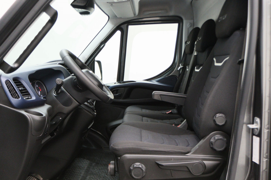 Iveco Daily 35S18V 3.0 Automaat L2H2 Luchtvering, ACC, Camera, Climate, Appel Carplay, LED, DAB, Trekhaak