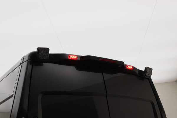 Iveco Daily 35S18V 3.0 Automaat L2H2 Luchtvering, ACC, Camera, Climate, Appel Carplay, LED, DAB, Trekhaak