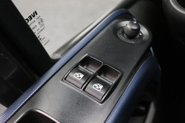 Iveco Daily 35S18V 3.0 Automaat L2H2 Luchtvering, ACC, Camera, Climate, Appel Carplay, LED, DAB, Trekhaak