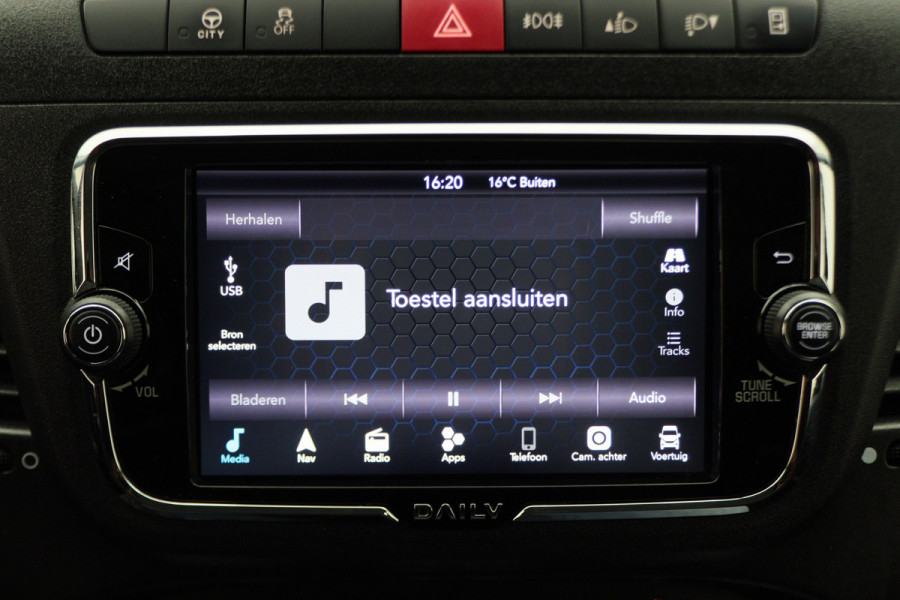 Iveco Daily 35S18V 3.0 Automaat L2H2 Luchtvering, ACC, Camera, Climate, Appel Carplay, LED, DAB, Trekhaak
