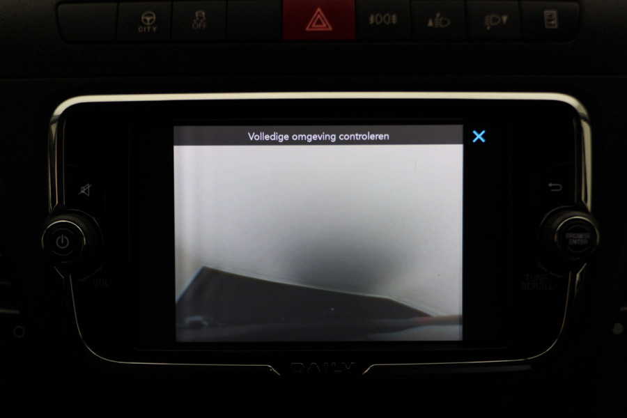 Iveco Daily 35S18V 3.0 Automaat L2H2 Luchtvering, ACC, Camera, Climate, Appel Carplay, LED, DAB, Trekhaak