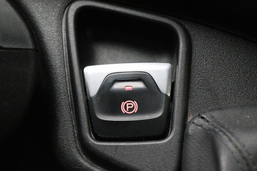 Iveco Daily 35S18V 3.0 Automaat L2H2 Luchtvering, ACC, Camera, Climate, Appel Carplay, LED, DAB, Trekhaak