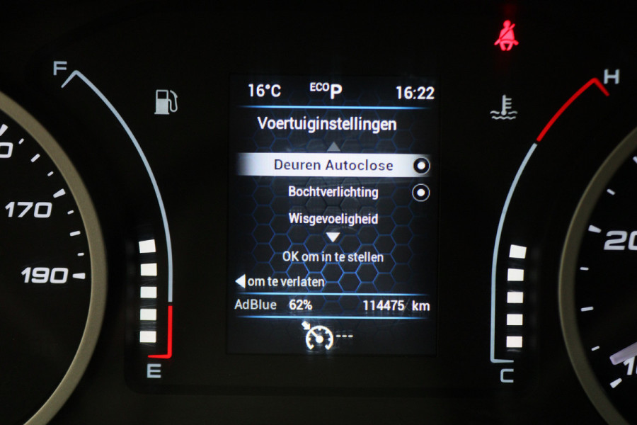 Iveco Daily 35S18V 3.0 Automaat L2H2 Luchtvering, ACC, Camera, Climate, Appel Carplay, LED, DAB, Trekhaak