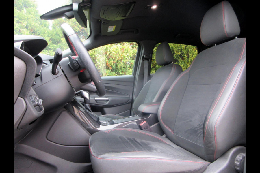 Ford Kuga 1.5 EcoBoost ST Line Automaat *Zeer mooi!*