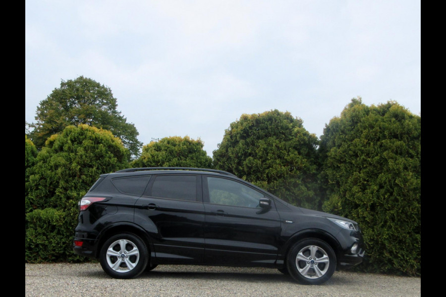 Ford Kuga 1.5 EcoBoost ST Line Automaat *Zeer mooi!*