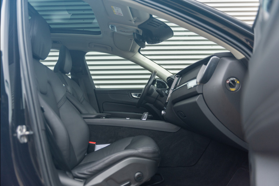 Volvo XC60 T6 Aut. AWD Business Executive Leder 340pk