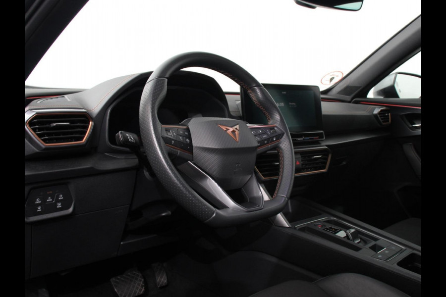 CUPRA Formentor 1.5 TSI High Automaat | Apple carplay / Android Auto | Keyless Entry / Start | Adaptive Cruise Control | Stoelverwarming | Stuurverwarming | Half Leder