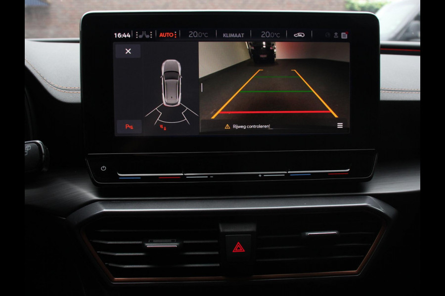 CUPRA Formentor 1.5 TSI High Automaat | Apple carplay / Android Auto | Keyless Entry / Start | Adaptive Cruise Control | Stoelverwarming | Stuurverwarming | Half Leder