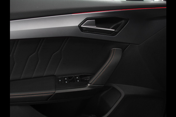 CUPRA Formentor 1.5 TSI High Automaat | Apple carplay / Android Auto | Keyless Entry / Start | Adaptive Cruise Control | Stoelverwarming | Stuurverwarming | Half Leder