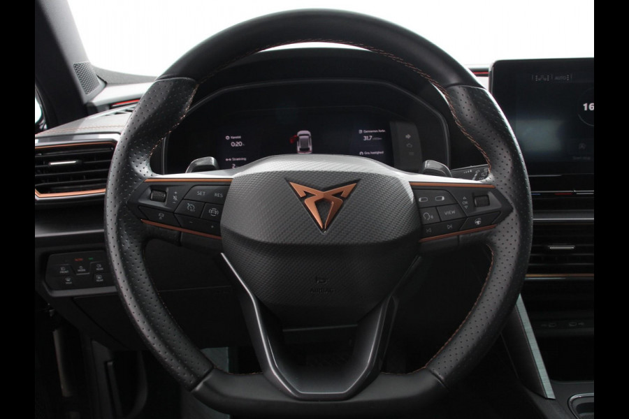 CUPRA Formentor 1.5 TSI High Automaat | Apple carplay / Android Auto | Keyless Entry / Start | Adaptive Cruise Control | Stoelverwarming | Stuurverwarming | Half Leder