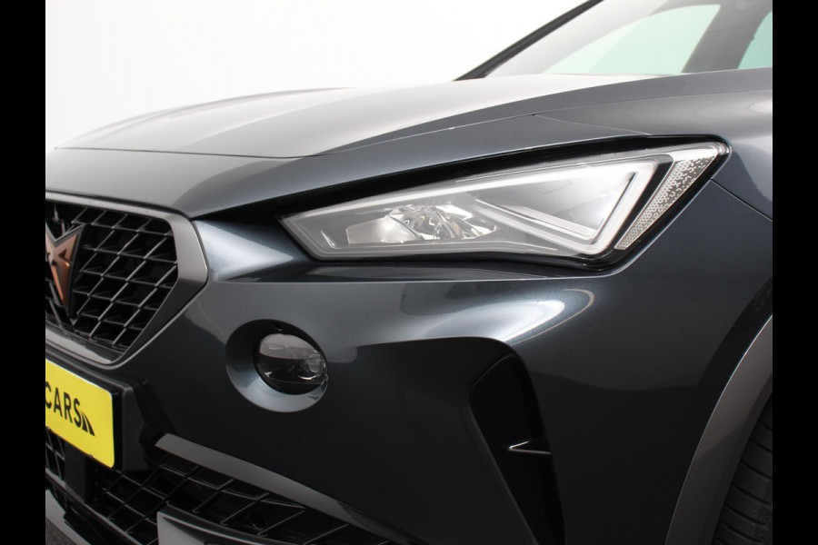 CUPRA Formentor 1.5 TSI High Automaat | Apple carplay / Android Auto | Keyless Entry / Start | Adaptive Cruise Control | Stoelverwarming | Stuurverwarming | Half Leder