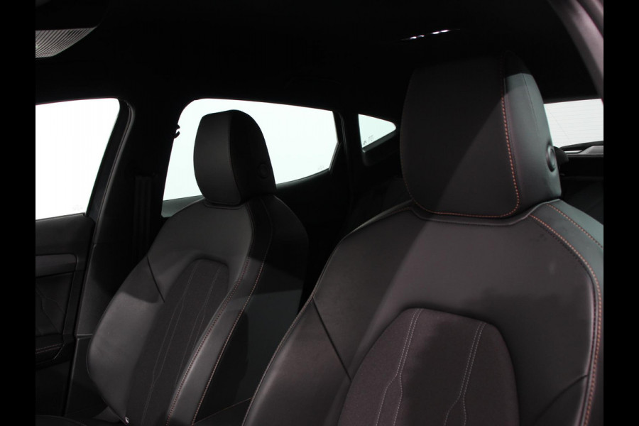 CUPRA Formentor 1.5 TSI High Automaat | Apple carplay / Android Auto | Keyless Entry / Start | Adaptive Cruise Control | Stoelverwarming | Stuurverwarming | Half Leder