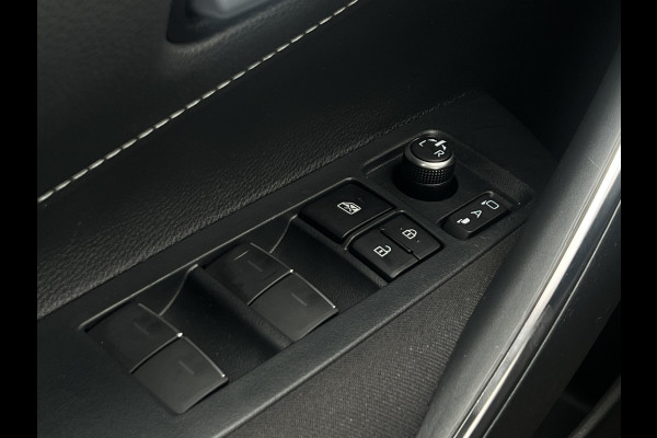Toyota Corolla Touring Sports 2.0 Hybrid Team D | CarPlay | Camera | ACC | LED | DAB+