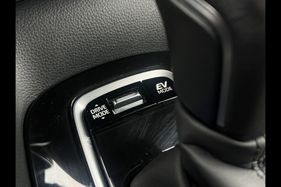 Toyota Corolla Touring Sports 2.0 Hybrid Team D | CarPlay | Camera | ACC | LED | DAB+