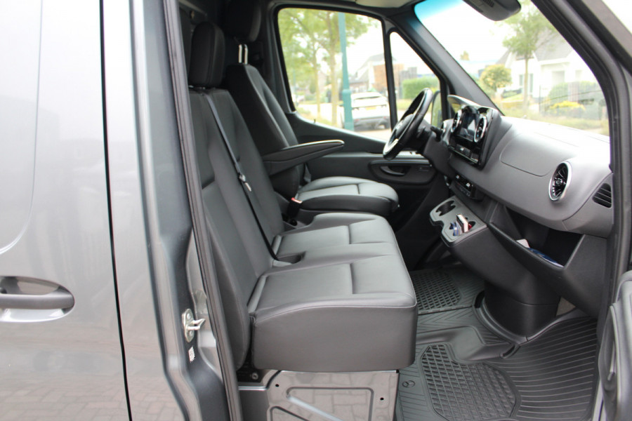 Mercedes-Benz Sprinter 519 3.0 CDI V6 140KW Euro6 7G-Tronic Aut. L2H1 ✓ 3,5T trekhaak ✓ Nieuwstaat 1e eigenaar
