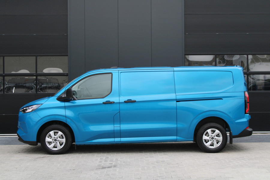 Ford E-Transit Cust. 320 L2H1 Trend 65 kWh 218pk - 2x Schuifdeur - 360 Camera - Pro Power - Keyless - ACC - Stoelverwarming - Rijklaar
