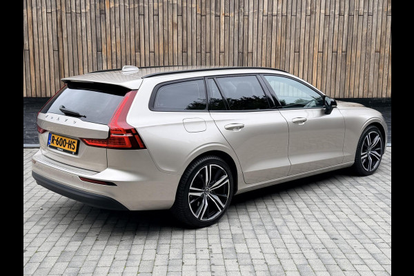 Volvo V60 2.0 B3 Essential Automaat | Google Maps Navigatiesysteem | Apple CarPlay | LED verlichting | Stoel & stuurwielverwarming | Cruis